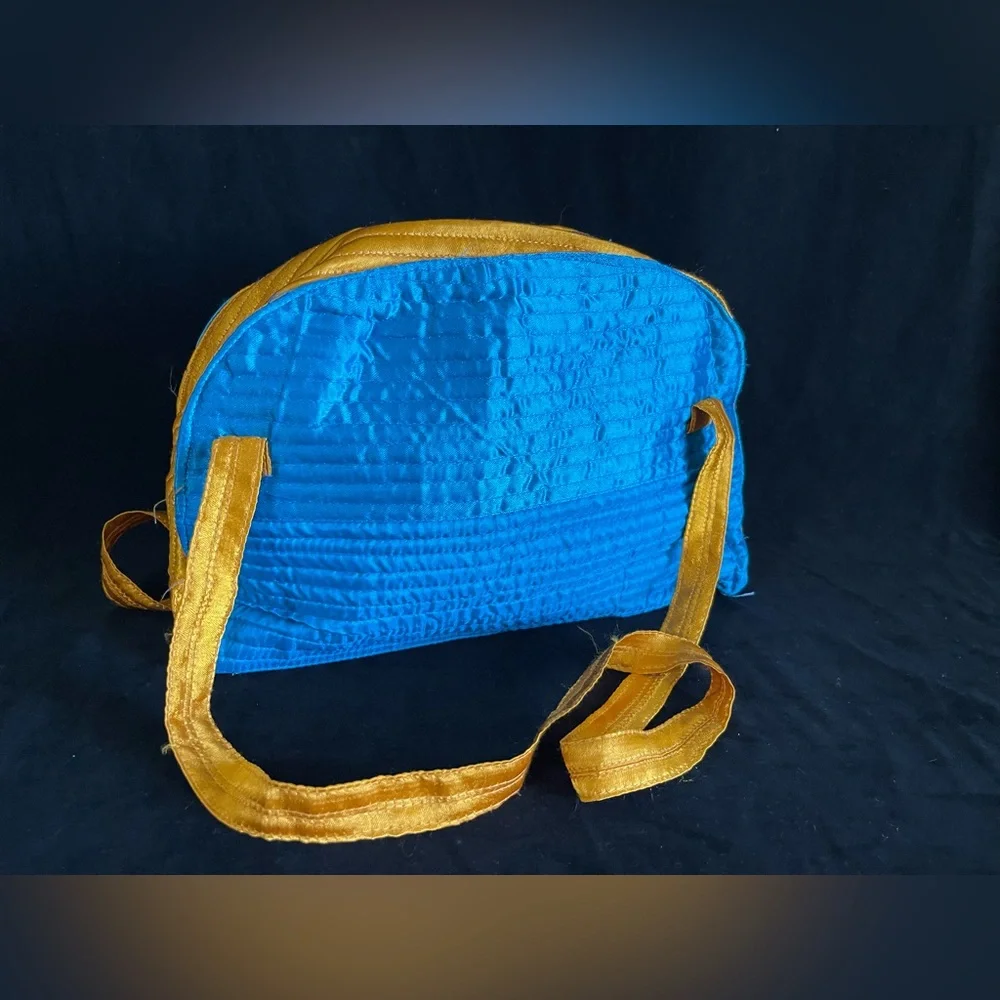 Vintage silk shoulder purse with pockets colorful fun Boho